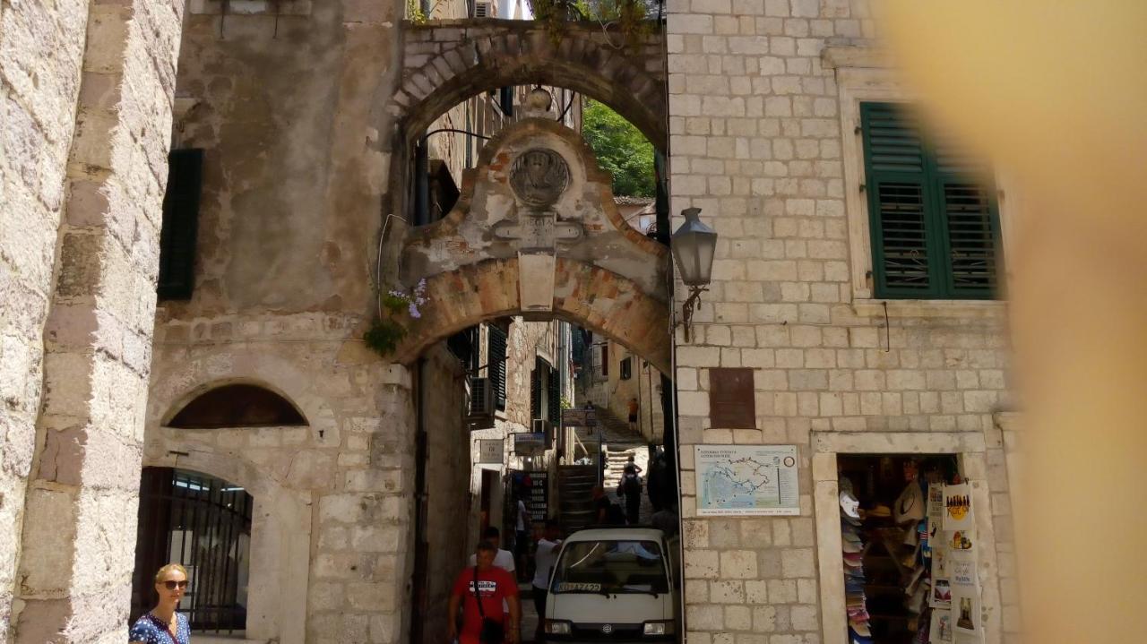 Tea Apartamento Kotor Exterior foto