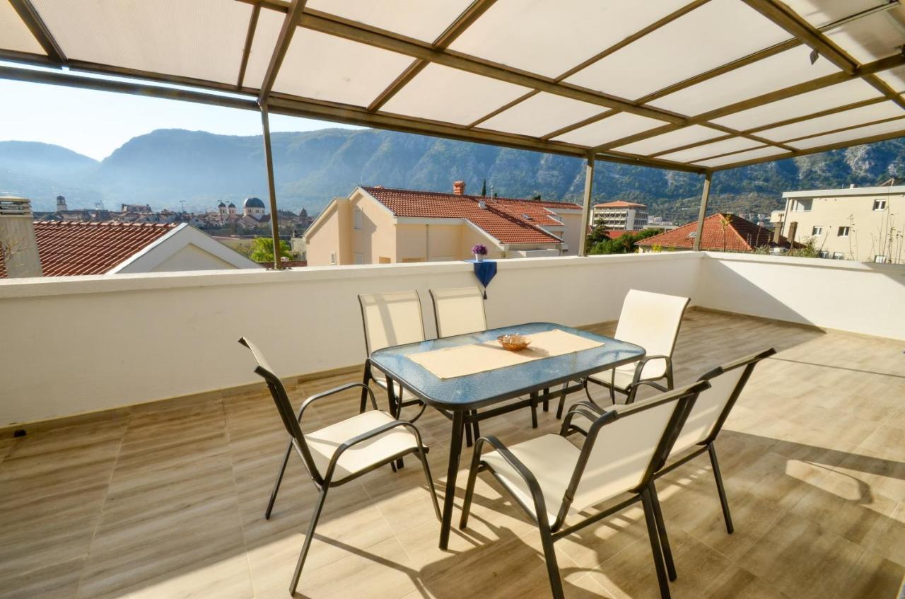 Tea Apartamento Kotor Exterior foto